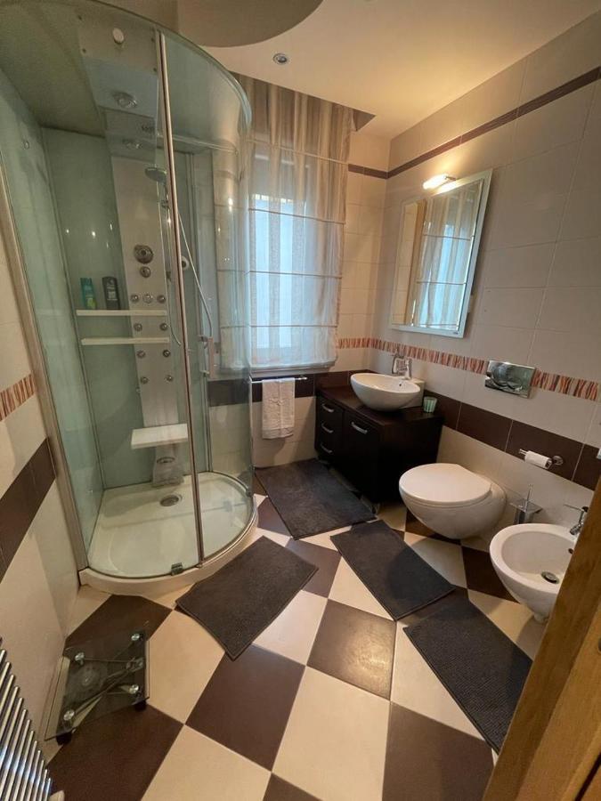 Chabi Suite Flat เวโรนา ภายนอก รูปภาพ