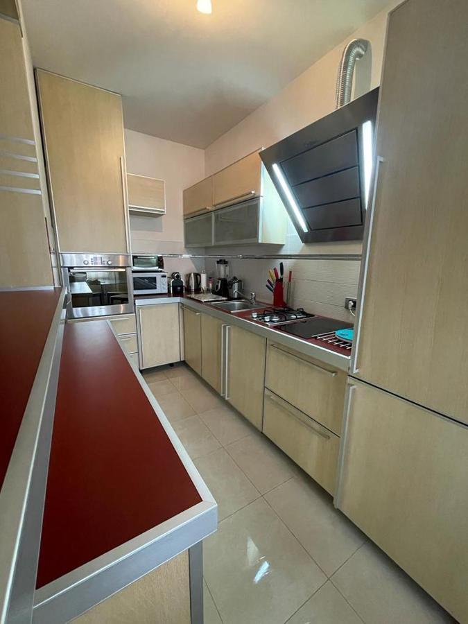 Chabi Suite Flat เวโรนา ภายนอก รูปภาพ